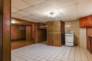 195 Brownell St, Fall River, MA 02720 - Photo 33