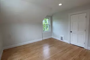 421 Belgrade Ave, Boston, MA 02132 - Photo 15
