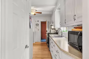 1 Lawton St, Haverhill, MA 01830 - Photo 17