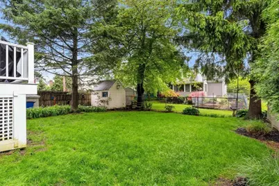 1 Lawton St, Haverhill, MA 01830 - Photo 35