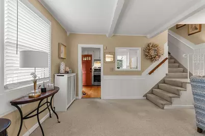 1 Lawton St, Haverhill, MA 01830 - Photo 9