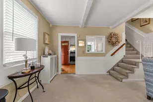 1 Lawton St, Haverhill, MA 01830 - Photo 9