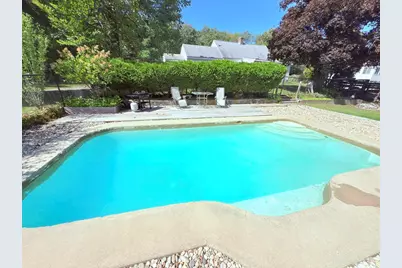 975 S Main St, Bellingham, MA 02019 - Photo 31