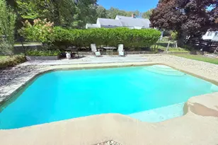 975 S Main St, Bellingham, MA 02019 - Photo 31
