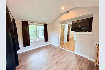 975 S Main St, Bellingham, MA 02019 - Photo 17