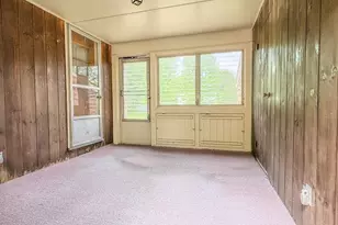 24 Washburn Ave, Greenfield, MA 01301 - Photo 33