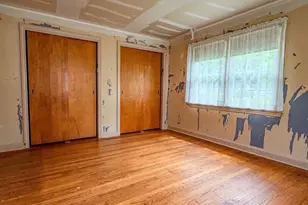 24 Washburn Ave, Greenfield, MA 01301 - Photo 13