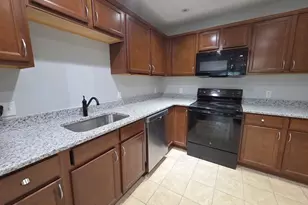 70 Oak St Ext, Brockton, MA 02301 - Photo 5