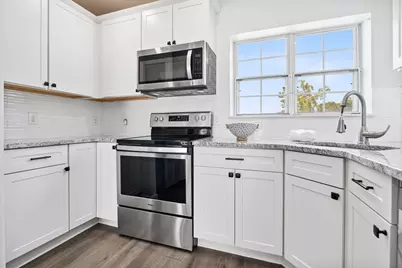 4 Robinwood Ave #8, Boston, MA 02130 - Photo 7