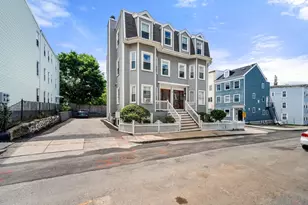 35 Woodward St, Boston, MA 02127 - Photo 31