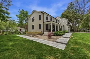 11 Vinal Ave, Plymouth, MA 02360 - Photo 3