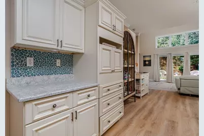 502 Linwood #502, Clinton, MA 01510 - Photo 9