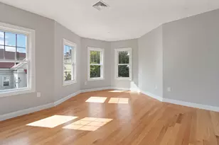 20 Alston St, Somerville, MA 02143 - Photo 5