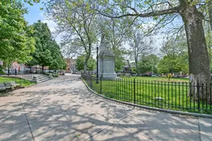 58 Winthrop St, Boston, MA 02129 - Photo 17