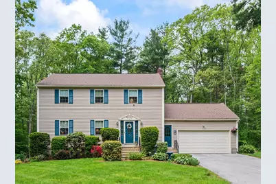 3 Oakwood Dr, Webster, MA 01570 - Photo 1