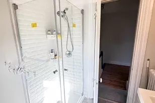 83 Thorndike St, Cambridge, MA 02141 - Photo 11