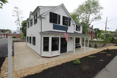122 Haverhill Street, North Reading, MA 01864 - Photo 3