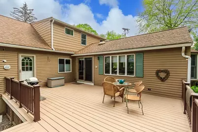 9 Fernglade Rd, Burlington, MA 01803 - Photo 3