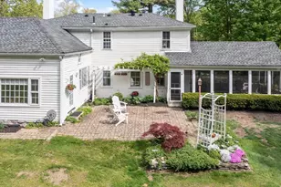 8 South St, Townsend, MA 01469 - Photo 3