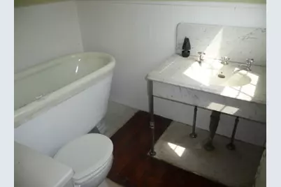 52 Ash St, New Bedford, MA 02740 - Photo 19