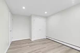 324 W 3rd, Boston, MA 02127 - Photo 11