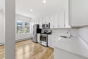 54 Beacon St, Chelsea, MA 02150 - Photo 5