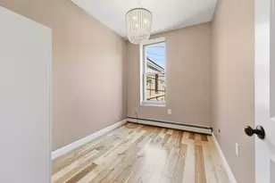 54 Beacon St, Chelsea, MA 02150 - Photo 19