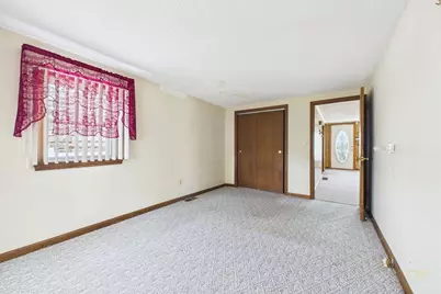 15 Transit St, New Bedford, MA 02740 - Photo 15