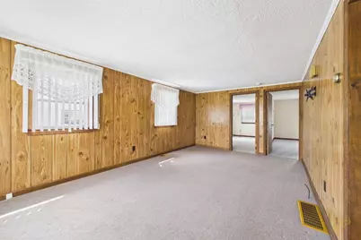 15 Transit St, New Bedford, MA 02740 - Photo 11