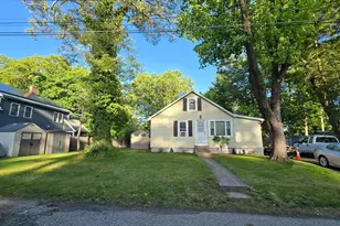 32 Birch Rd, Natick, MA 01760 - Photo 5