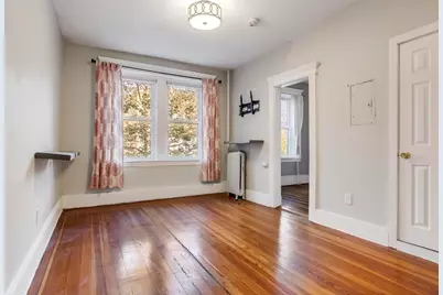 65 Burbank #10, Boston, MA 02115 - Photo 3