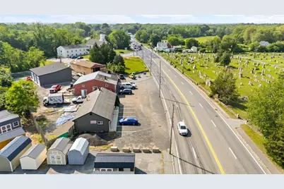 2452 Gar Highway A #A, Swansea, MA 02777 - Photo 5