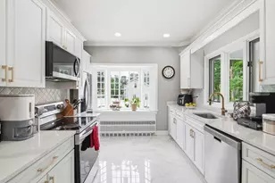 478 E Main St, Avon, MA 02322 - Photo 1