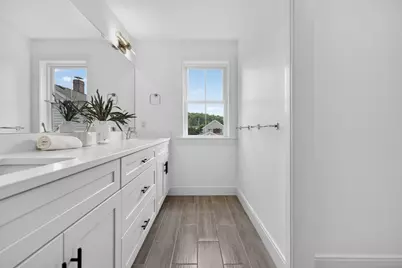 37 Maple Street, Lynnfield, MA 01940 - Photo 27