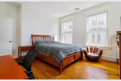 70 Oxford St, Somerville, MA 02143 - Photo 21