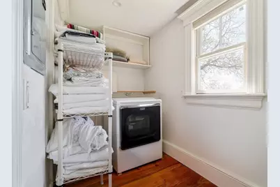70 Oxford St, Somerville, MA 02143 - Photo 23