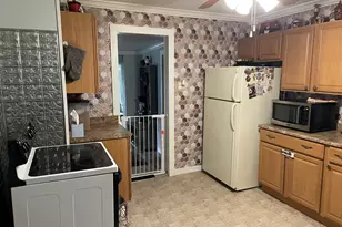 190 Turners Falls Rd, Montague, MA 01351 - Photo 7
