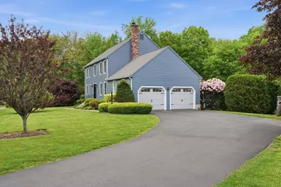 19 Debbie Ln, Milford, MA 01757 - Photo 31