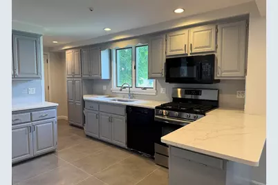 23-25 Bates Rd #25, Swampscott, MA 01907 - Photo 9