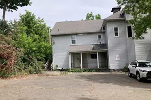 223 Elm, Holyoke, MA 01040 - Photo 7