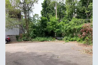 223 Elm, Holyoke, MA 01040 - Photo 13