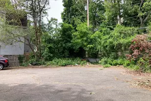223 Elm, Holyoke, MA 01040 - Photo 13