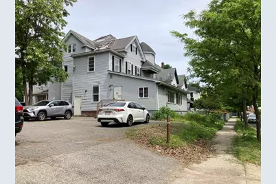 223 Elm, Holyoke, MA 01040 - Photo 3