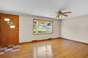 152 Kendall St, Ludlow, MA 01056 - Photo 3