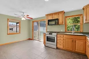 152 Kendall St, Ludlow, MA 01056 - Photo 9