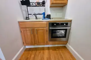 34 N Bennet St, Boston, MA 02113 - Photo 9