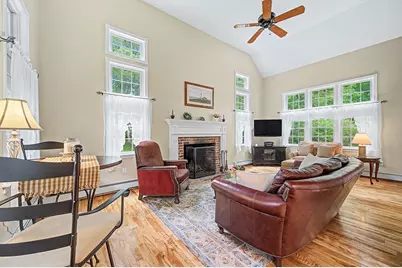 8 Wild Rd, Hopkinton, MA 01748 - Photo 13