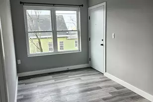 32 Irving St, Everett, MA 02149 - Photo 3