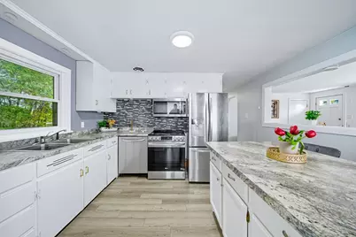 20 Oakhill Dr, Methuen, MA 01844 - Photo 9