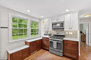 113 Andrew Ln, Hanson, MA 02341 - Photo 7
